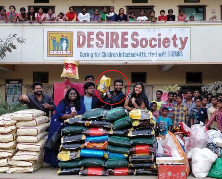DESIRE सोसायटी, हैदराबाद में एक स्वयंसेवक के रूप में आरजे चैतू