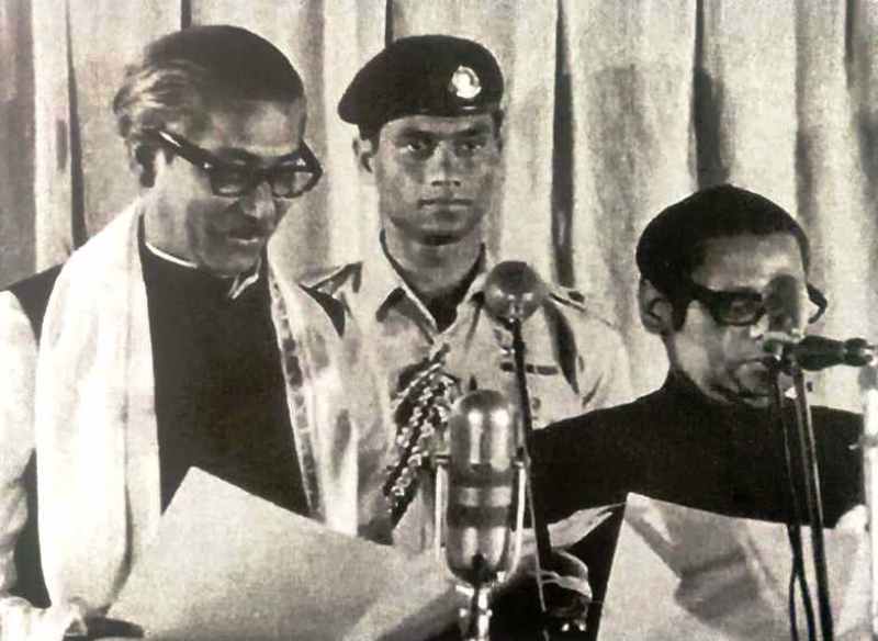 शेख मुजीबुर रहमान ने 1972 में बांग्लादेश के पहले प्रधान मंत्री के रूप में शपथ ली