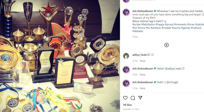 दिव्यांश कचोलिया द्वारा इंस्टाग्राम पर एथलेटिक्स में उनके पदकों और पुरस्कारों के साथ एक पोस्ट