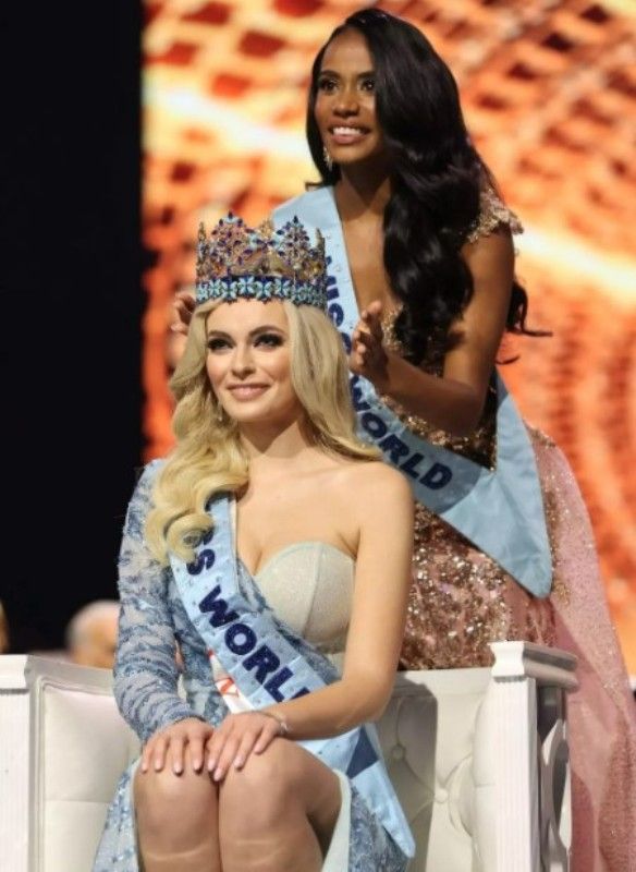 करोलिना बिलावस्का ने जीता मिस वर्ल्ड 2021