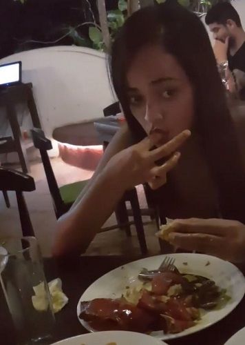 1652243381 511 Anjali Sivaraman हाइट उम्र बॉयफ्रेंड परिवार Biography Hindi केकड़ा खा रही अंजलि शिवरामन