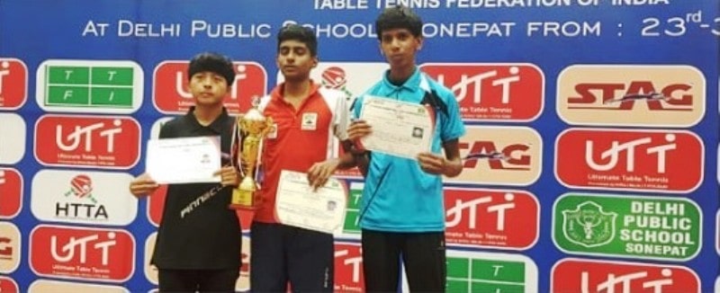 राष्ट्रीय जूनियर बालक टेबल टेनिस चैम्पियनशिप जीतने के बाद विश्वा