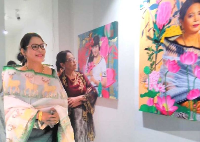 एन. हियानु देवी केएआई आर्ट गैलरी के उद्घाटन के अवसर पर