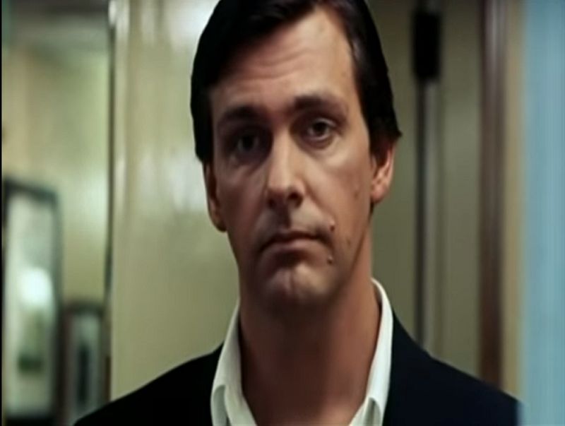 1652258038 345 Ray Stevenson हाइट उम्र गर्लफ्रेंड पत्नी बच्चे परिवार Biography फिल्म 'थ्योरी ऑफ फ्लाइट' में रे स्टीवेन्सन