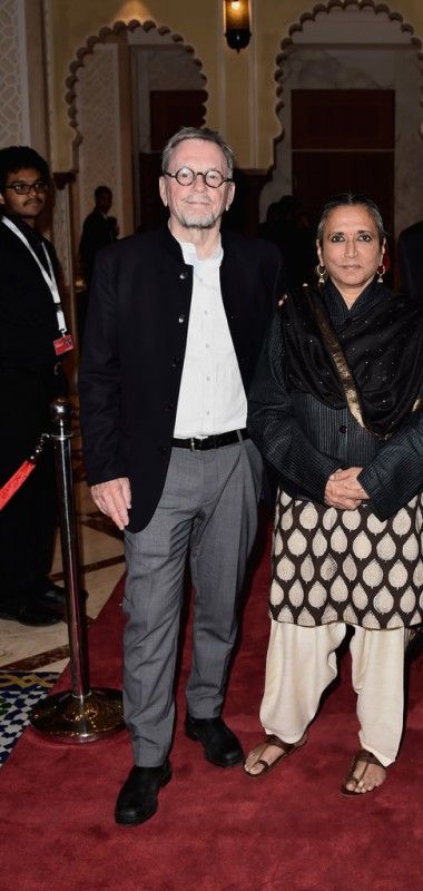 दीपा मेहता अपने दूसरे पति डेविड हैमिल्टन के साथ