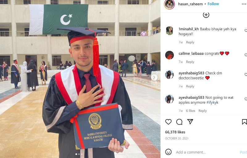 2021 में स्नातक होने के बाद हसन रहीम द्वारा एक इंस्टाग्राम पोस्ट