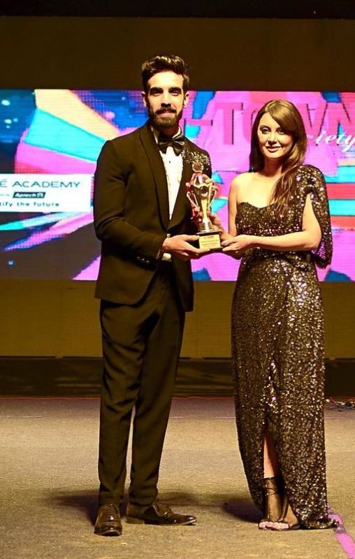 कर्रोन एस ढींगग्रा को मिला सर्वश्रेष्ठ डिजिटल क्रिएटर का पुरस्कार