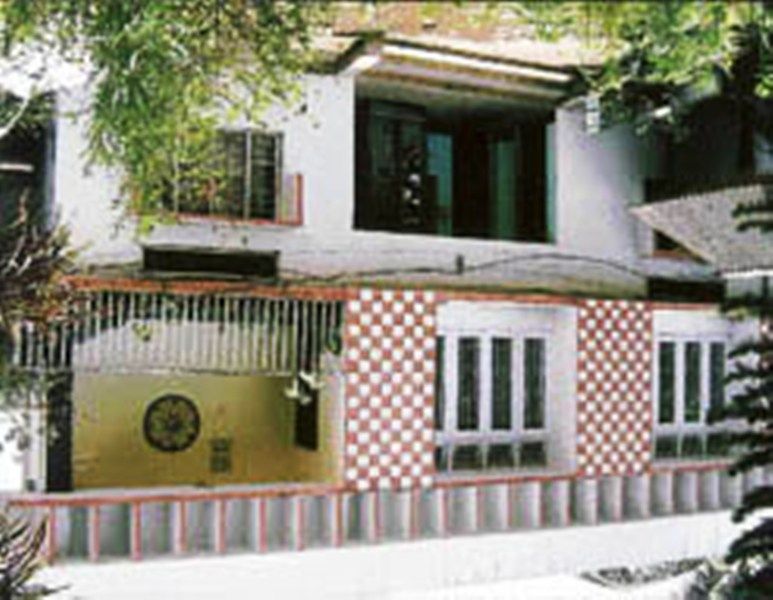 गुवाहाटी में यह घर आधिकारिक तौर पर मनमोहन सिंह का है
