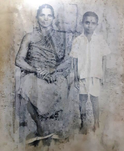 सिवन और उनकी मां की पहली फोटो।