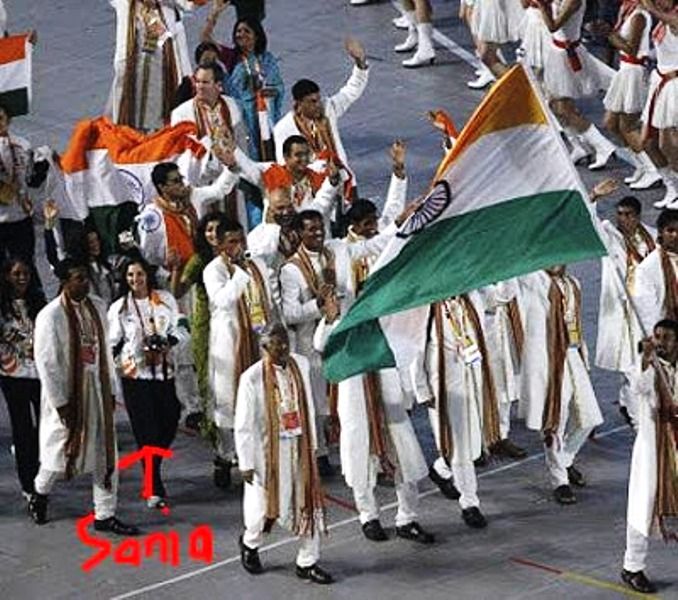 2008 बीजिंग ओलंपिक के उद्घाटन समारोह के दौरान सानिया मिर्जा