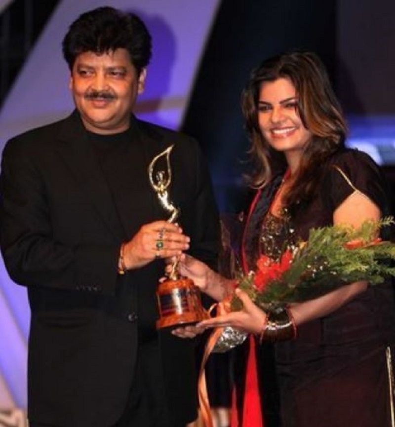 ममता ने जीता कलाकार पुरस्कार