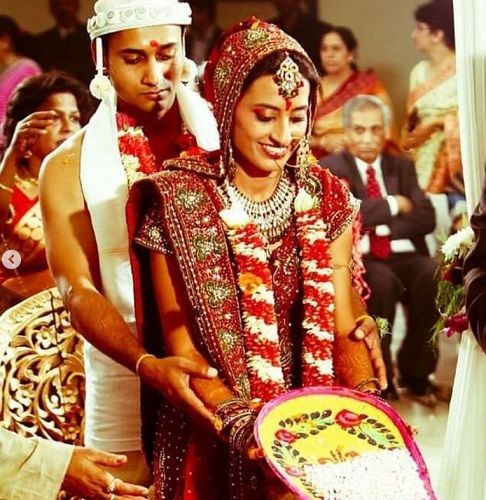 विनीता सिंह की शादी की तस्वीर