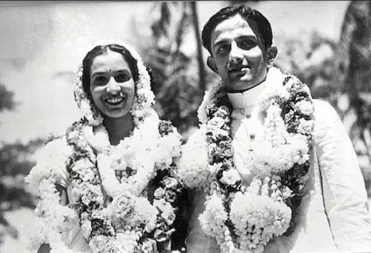 विक्रम साराभाई और उनकी पत्नी मृणालिनी साराभाई की शादी की तस्वीर