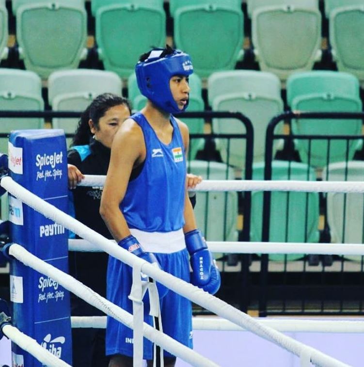 बॉक्सिंग मैच के दौरान लवलीना बोर्गोहैन