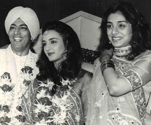 विंदू दारा सिंह अपनी पूर्व पत्नी फराह नाज़ और उनकी बहन तब्बू के साथ