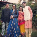 श्रेनु पारिख अपने परिवार के साथ