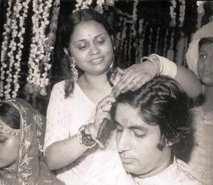अमिताभ बच्चन के साथ जया बच्चन की बहन