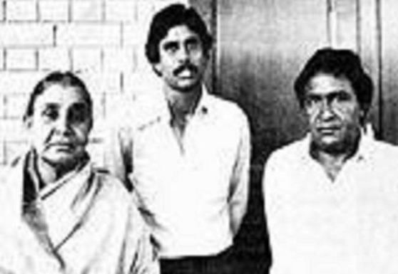 राज कुमारी निखंज अपने पति और बेटे कपिल देव के साथ