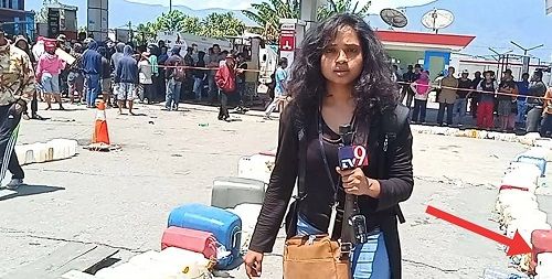 एक समाचार कार्यक्रम के लिए रिपोर्टिंग देवी नागवल्ली