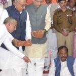 झारखंड के मुख्यमंत्री रघुवर दास के साथ जयंत सिन्हा डाल्टनगंज के पोखरा खुर्द में मेडिकल कॉलेज की आधारशिला रखते हुए
