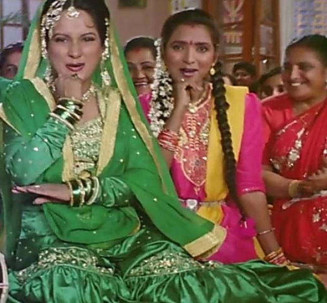 हम आपके हैं कौन (1994) फिल्म में रजिया के रूप में हिमानी शिवपुरी
