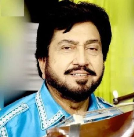 सुरिंदर शिंदा ने अमर सिंह चमकीला को पंजाबी संगीत उद्योग में पेश किया