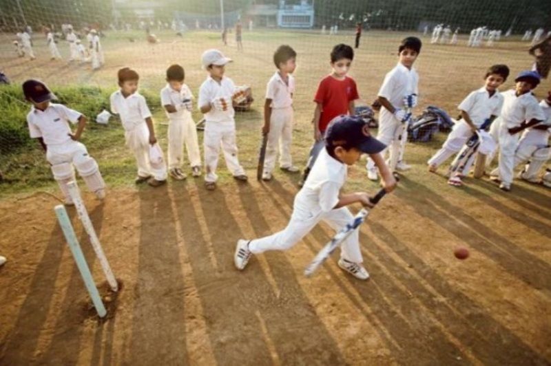 कामत मेमोरियल में युवा क्रिकेटर्स