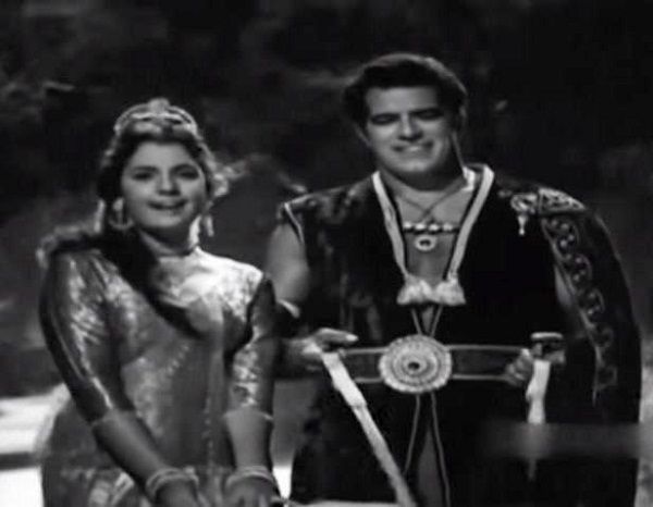 'फौलाद' (1963) में दारा सिंह और मुमताज