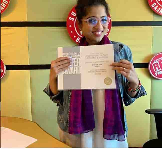 रेडियो में भारतीय उत्कृष्टता पुरस्कार के साथ आरजे मलिष्का