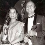 अनुपम खेर अपने फिल्मफेयर पुरस्कार के साथ - सारांशी के लिए सर्वश्रेष्ठ अभिनेता