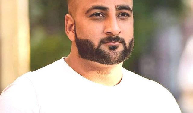 1652503288 Shehbaz Gill Shehnaz Kaur Gills Brother उम्र पत्नी परिवार Biography Shehbaz Badesha