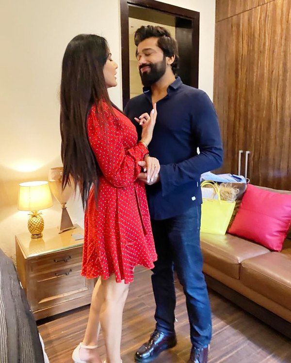 1652508532 11 Shalabh Dang Kamya Punjabis पति उम्र गर्लफ्रेंड पत्नी परिवार Biography पंजाबी काम्या के साथ शलभ डांग