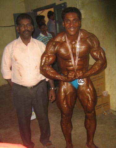 2008 इंटर-रेलवे चैंपियनशिप में अपने पिता के साथ सेंथिल कुमारन सेल्वराजन