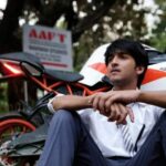 1652561861 756 Rajat Verma हाइट उम्र गर्लफ्रेंड पत्नी बच्चे परिवार Biography रजत वर्मा अपनी KTM RC बाइक के साथ