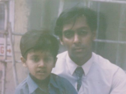 सलमान खान के साथ करण खन्ना की बचपन की फोटो