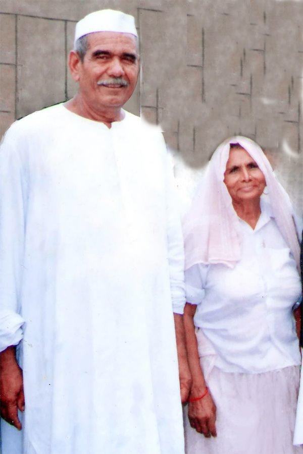 राकेश टिकैत के माता-पिता