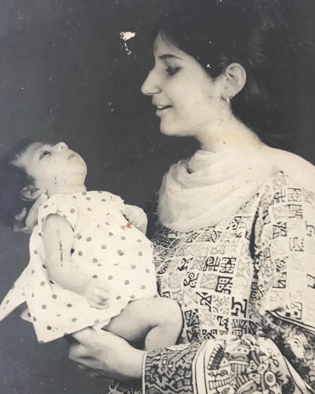 अपनी मां के साथ पुनीत बी सैनी की एक पुरानी तस्वीर