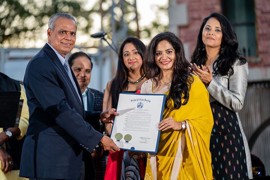 सुनीता उपद्रष्ट न्यू जर्सी राज्य मान्यता पुरस्कार
