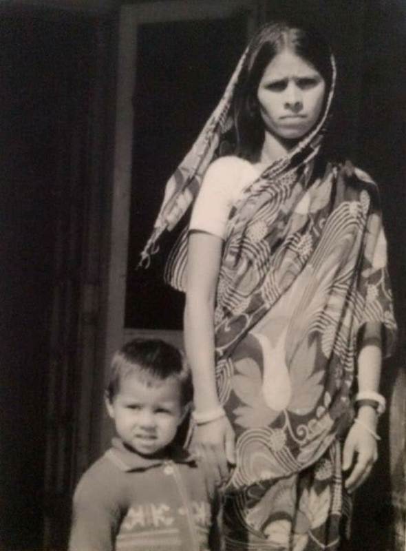 1978 में अपनी मां के साथ मीसा भारती
