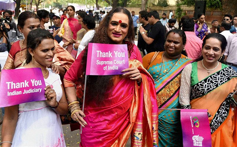 लक्ष्मी नारायण त्रिपाठी ने भारत का तीसरा लिंग मान्यता निर्णय पारित करने के लिए सुप्रीम कोर्ट को धन्यवाद दिया