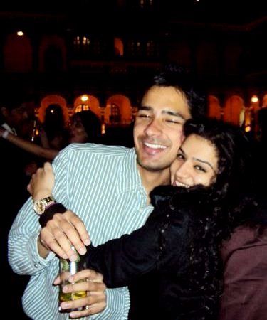 1652646442 218 Sukirti Kandpal हाइट उम्र बॉयफ्रेंड पति परिवार Biography Hindi ऋषभ जैन के साथ सुकीर्ति कांडपाल