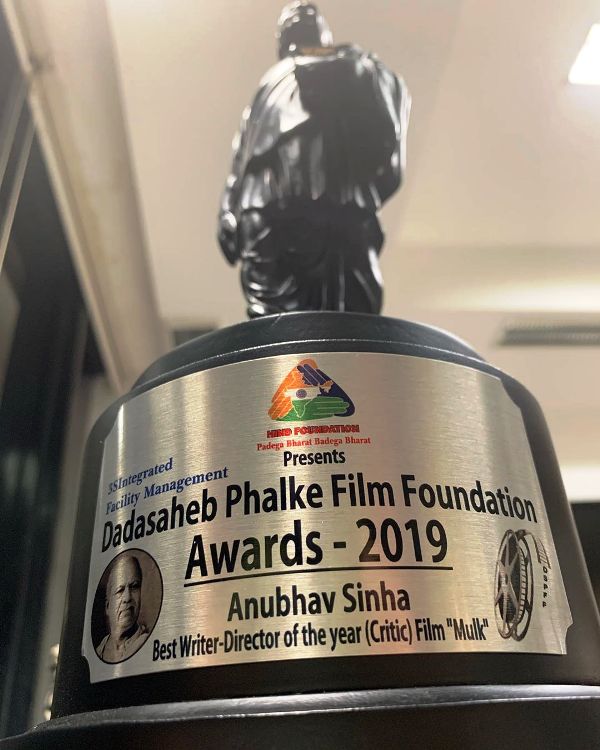 अनुभव सिन्हा के लिए दादा साहब फाल्के फिल्म फाउंडेशन पुरस्कार