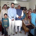 परिवार के साथ नीतीश कुमार