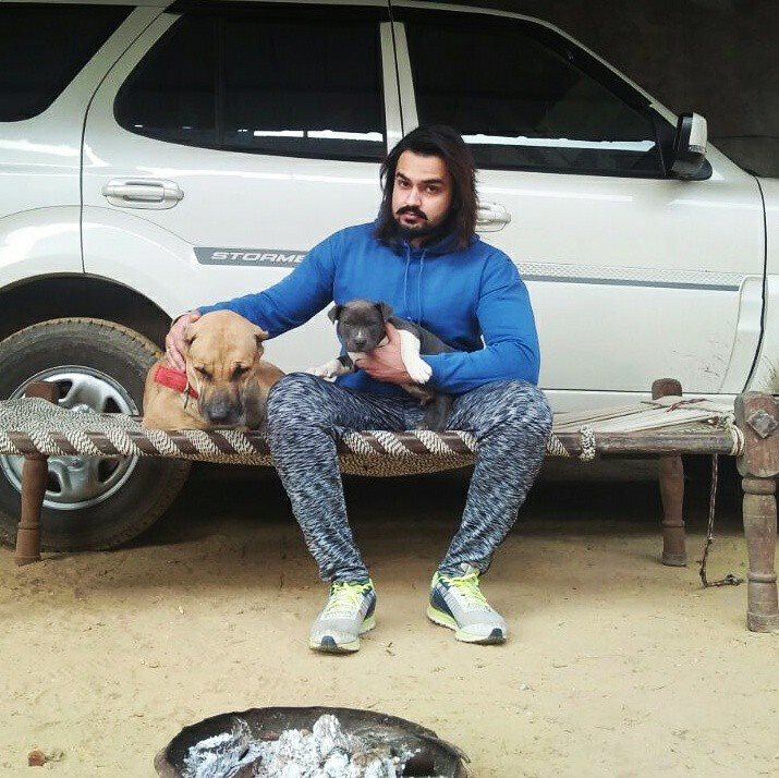 1652654551 393 Veer Sahu Sapna Choudharys पति हाइट उम्र परिवार Biography वीर साहू एक उत्साही पशु प्रेमी हैं।