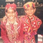 मालवी मल्होत्रा ​​अपने भाई के साथ (बचपन की फोटो)