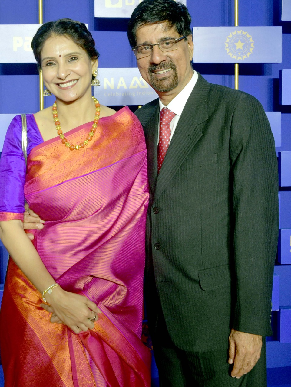 कृष्णमाचारी श्रीकांत अपनी पत्नी के साथ
