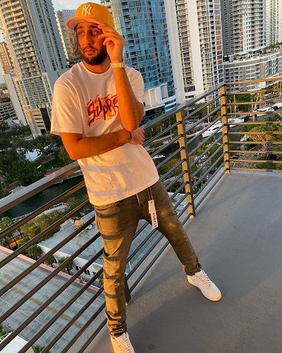 1652771780 284 Money Musik उम्र हाइट गर्लफ्रेंड परिवार Biography Hindi पैसा संगीत