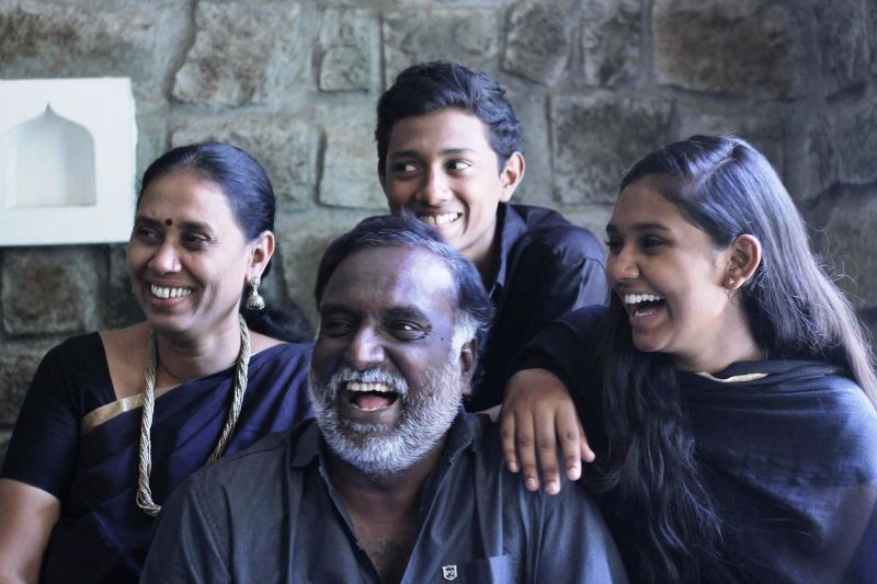 1652827283 545 Bava Chelladurai उम्र पत्नी बच्चे परिवार Biography Hindi बावा चेल्लादुरै अपनी पत्नी और बच्चों के साथ