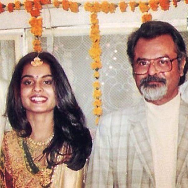 अस्मिता मारवा अपने पिता के साथ