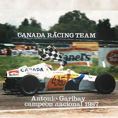 1987 में खुद को राष्ट्रीय चैंपियन घोषित करने के बाद एंटोनियो गैरीबे